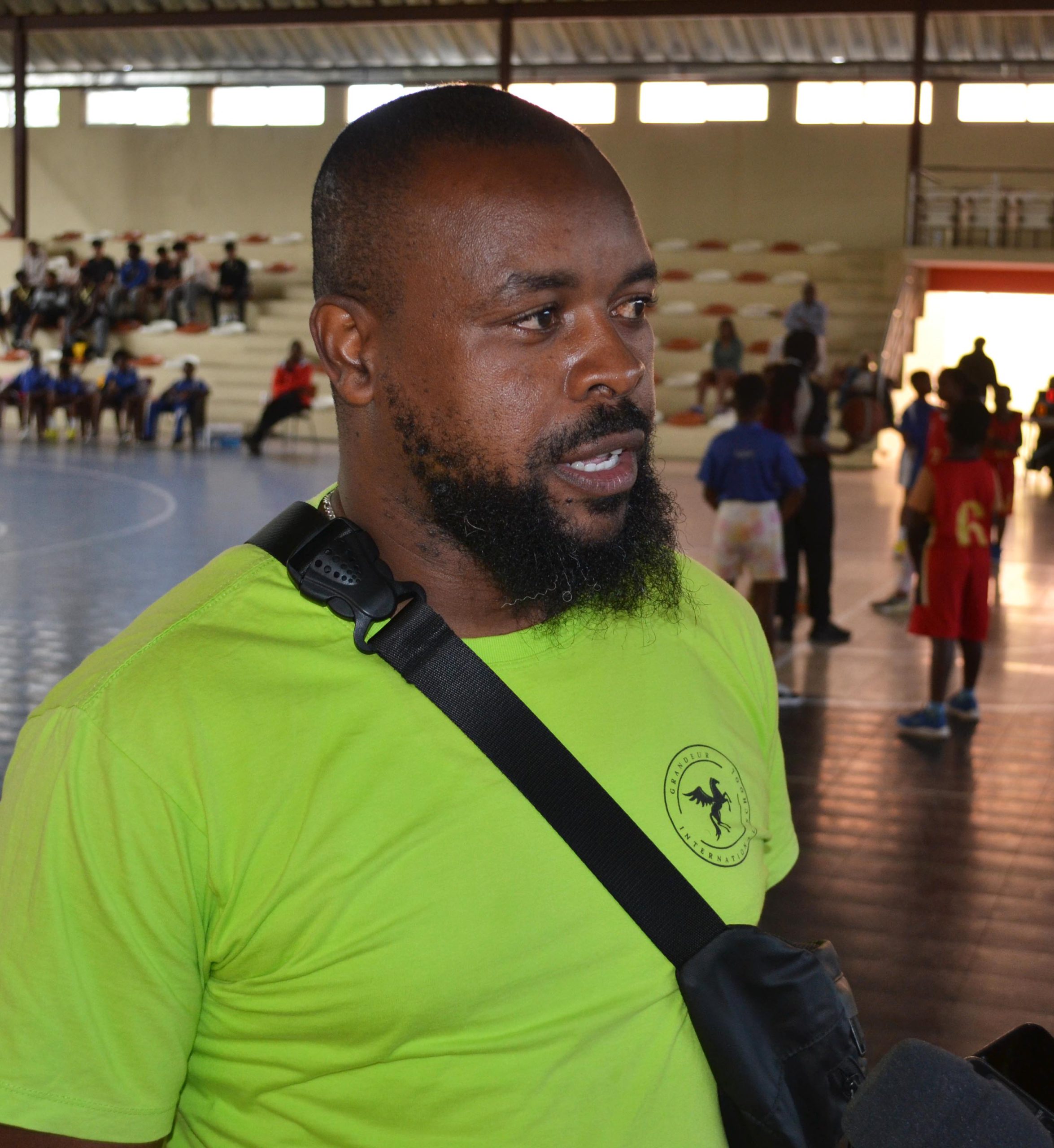 Palmério Kuco - Treinador da Grandeur International School (1)